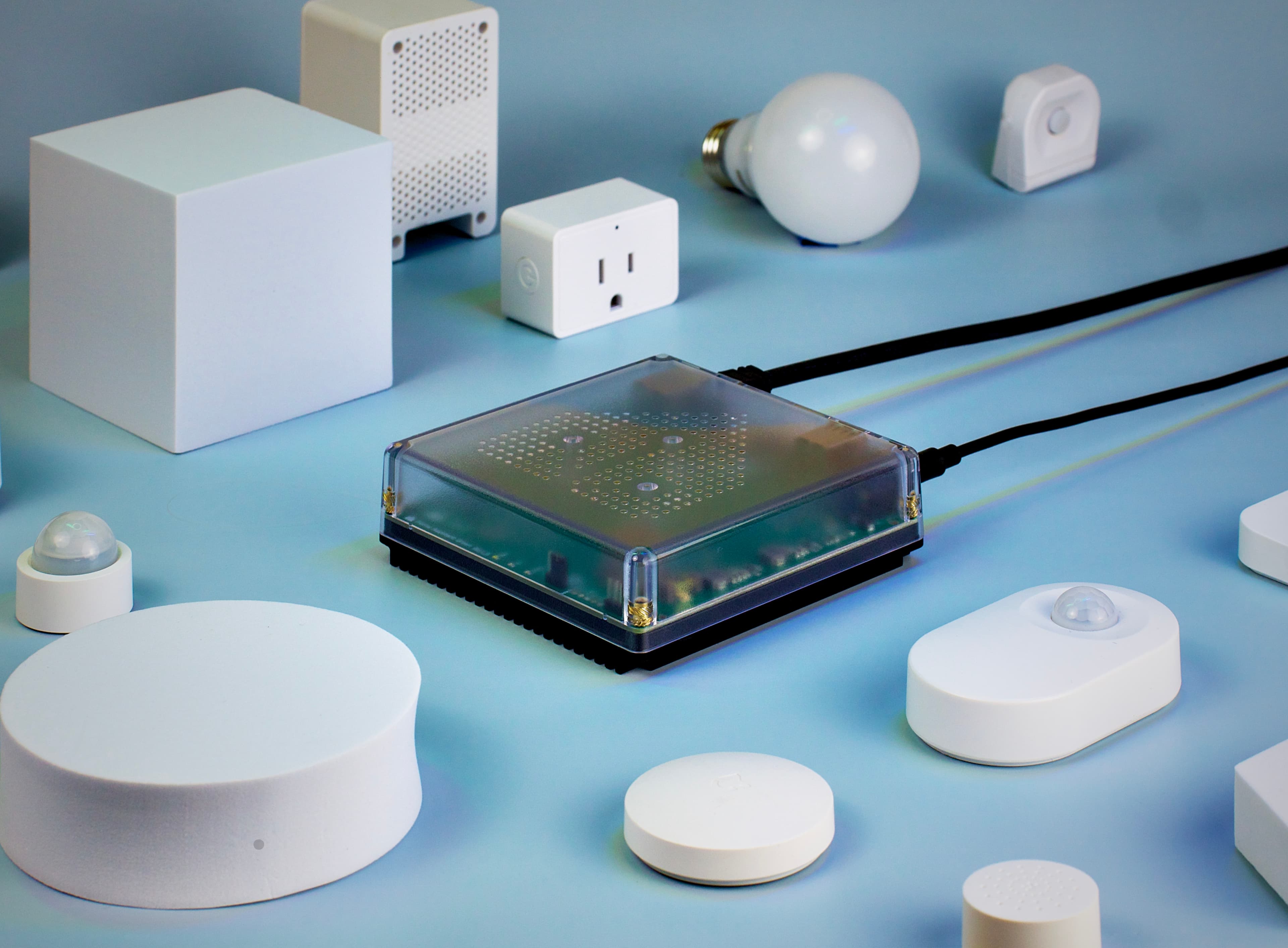 Home Assistant Green mit kompatiblen Smart-Home-Geräten